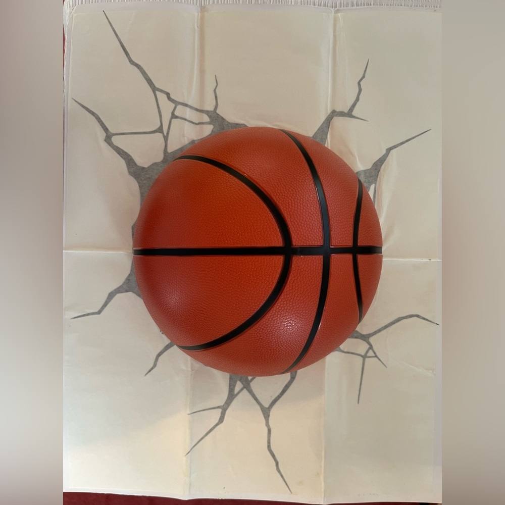 3-D light Fx basketball 🏀 crack sticker included In box Boys room 🏀lovers
